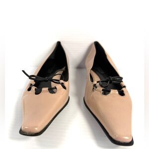 Kenneth Cole Blush Pointed-Toe Lace-Up Flats